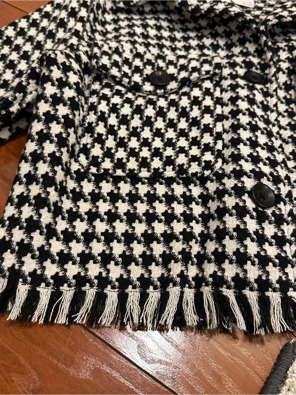 Women’s black and white houndstooth, tweed cropped long sleeve jacket size S